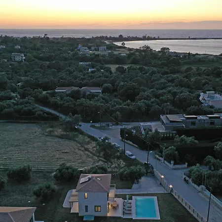 Anagallis Lefkada City