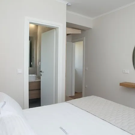 Anagallis Villa Lefkada City